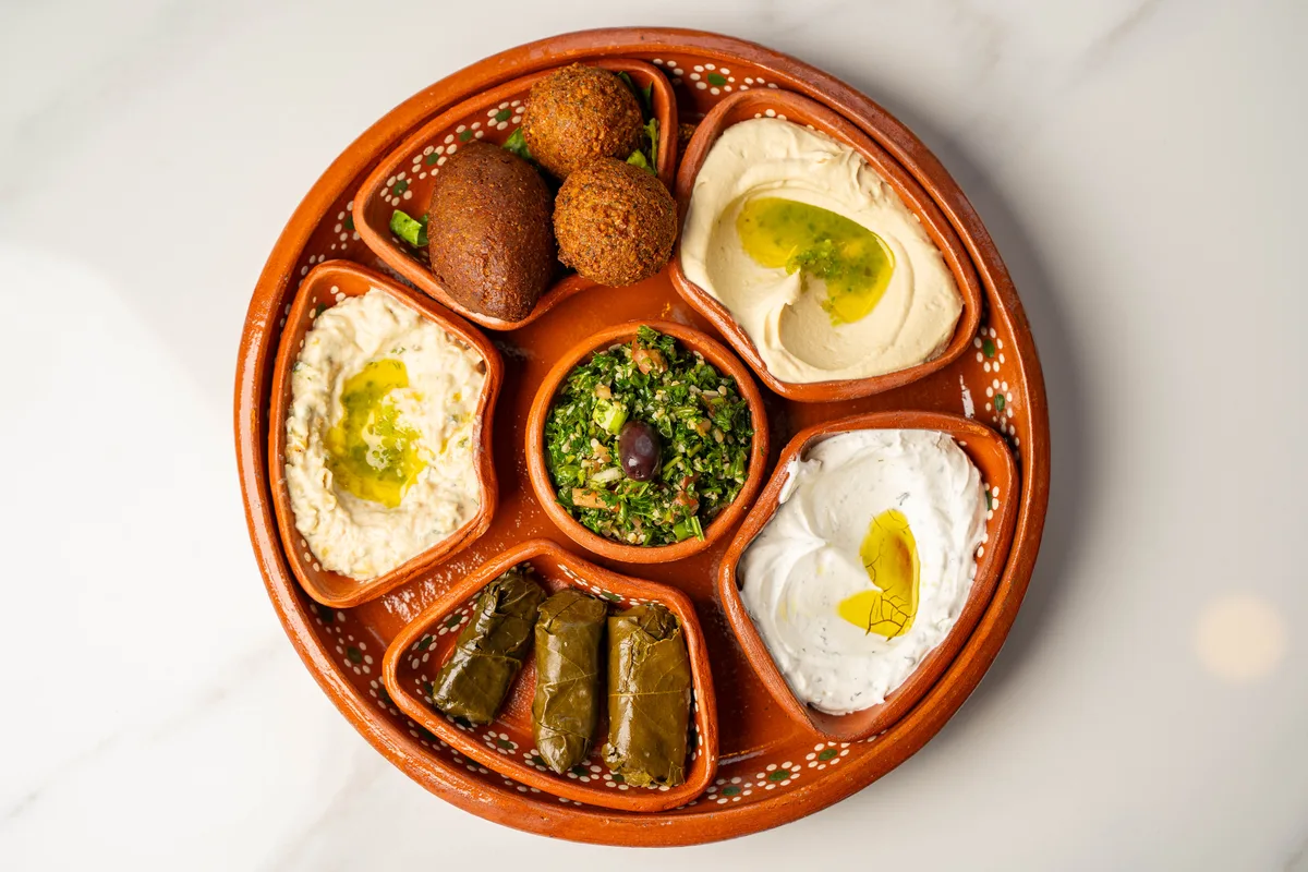 Mona's Mezze